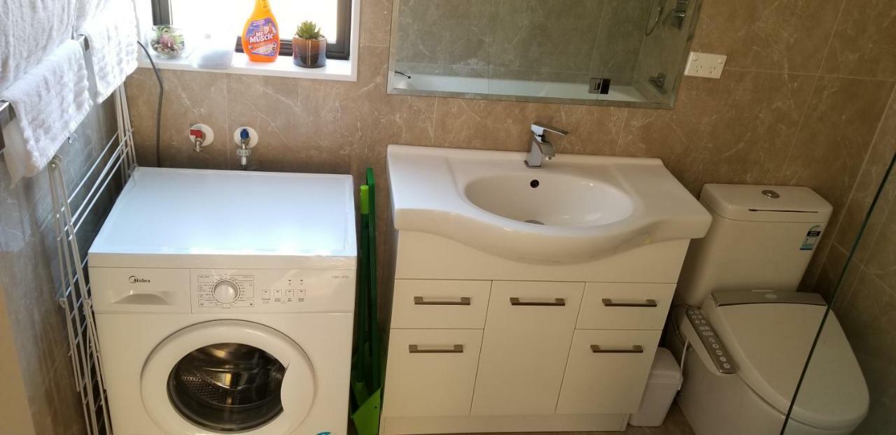 New Smart Home Nearby Plaza Окленд Экстерьер фото