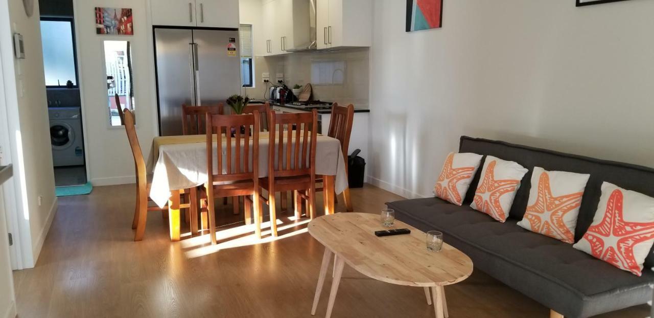 New Smart Home Nearby Plaza Окленд Экстерьер фото