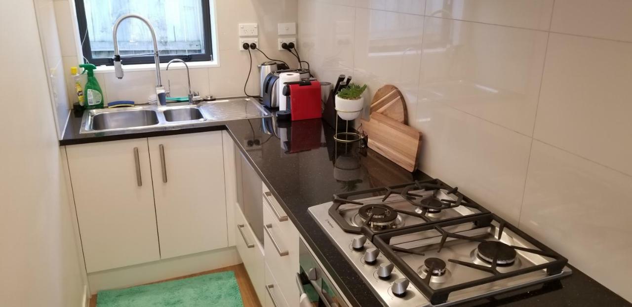 New Smart Home Nearby Plaza Окленд Экстерьер фото